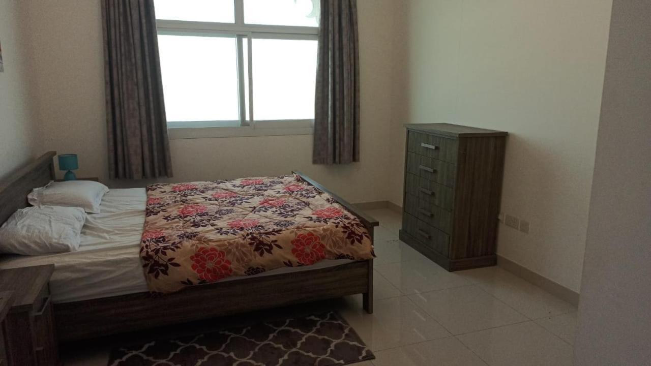 Furnished Studio Apartments For Rent In Dubai Exterior foto