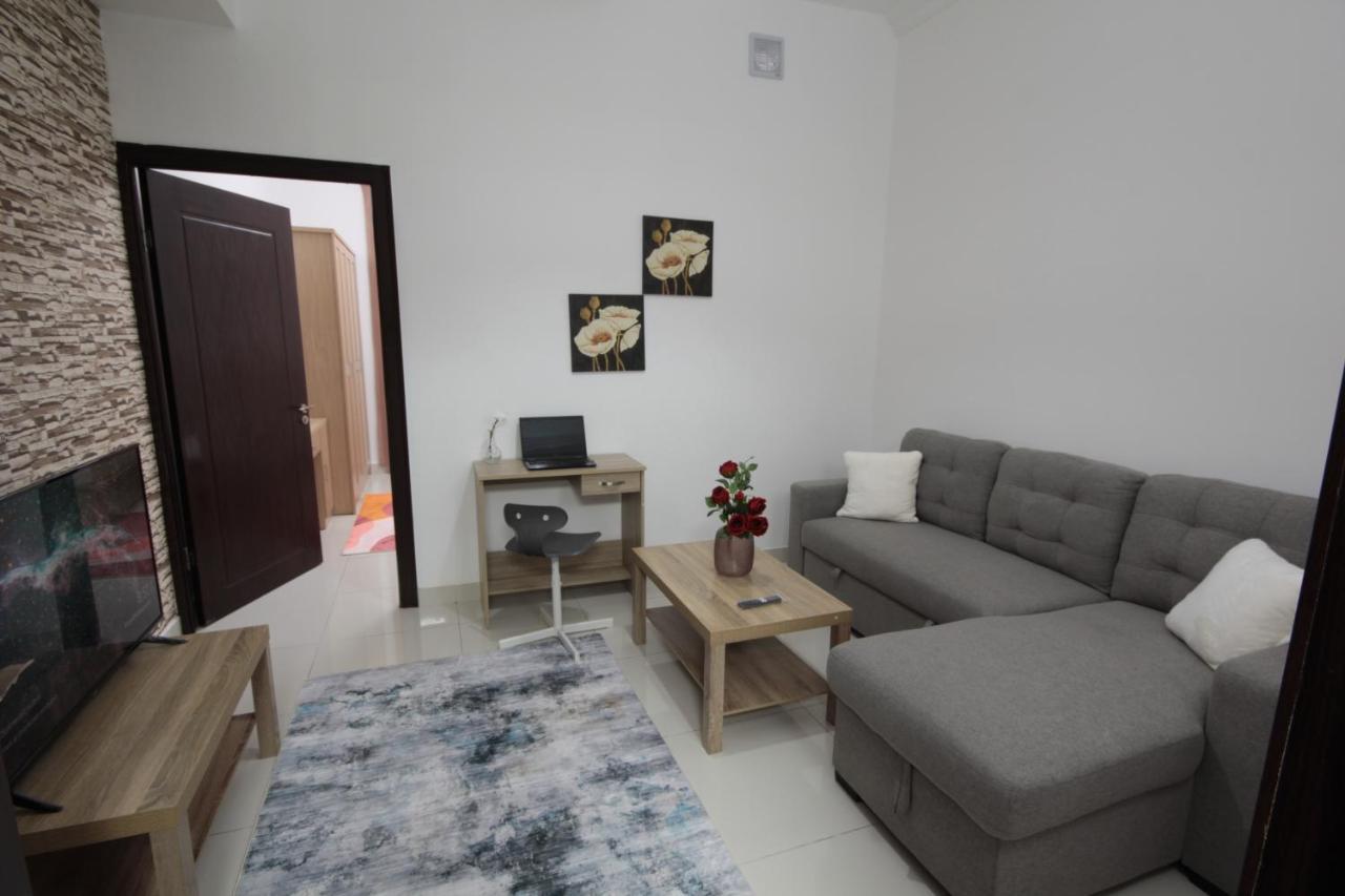 Furnished Studio Apartments For Rent In Dubai Exterior foto