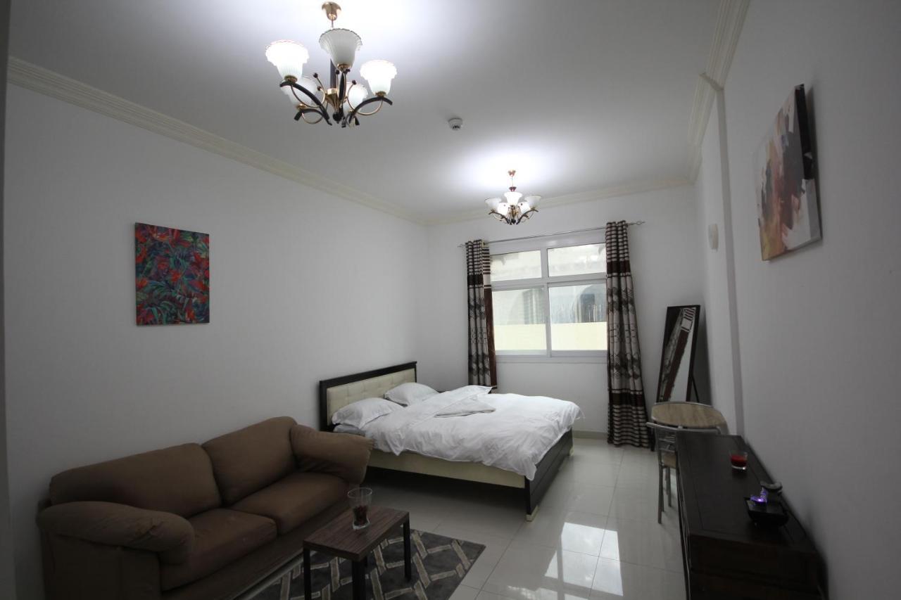 Furnished Studio Apartments For Rent In Dubai Exterior foto