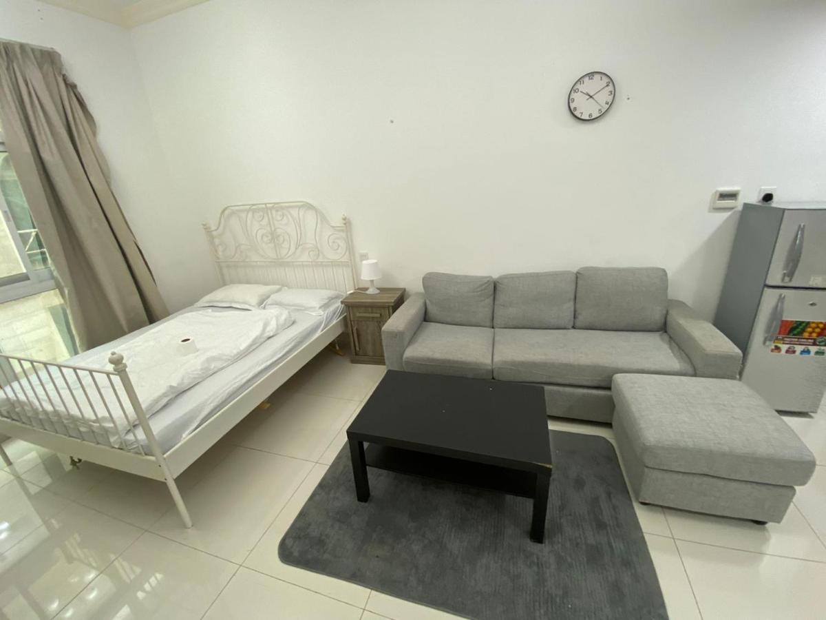 Furnished Studio Apartments For Rent In Dubai Exterior foto